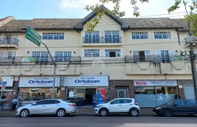 Apartamento com 3 quartos para alugar na rua veríssimo marques, 763, centro, são josé dos pinhais, 158 m2 por r$ 2.500