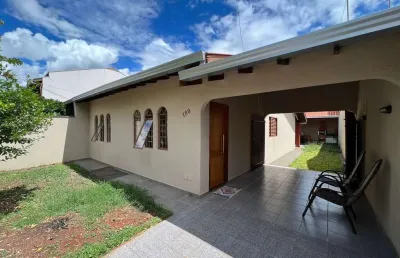 Casa à venda, por r$ 580.000,00. jardim tarumá na região leste em londrina-pr