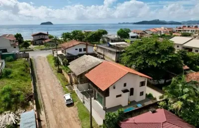 Casa com 2 quartos à venda na Rua Rio Negrinho, Centro, Balneário Piçarras