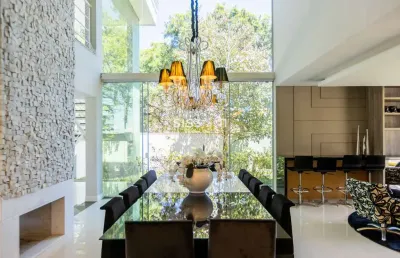 Casa em condomínio fechado com 4 quartos à venda na rua theodoro makiolka, 2567, santa cândida, curitiba, 614 m2 por r$ 3.965.000