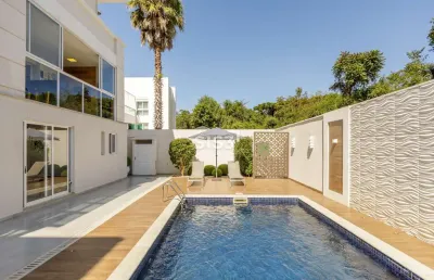 Casa em condomínio fechado com 4 quartos à venda na rua raposo tavares, 2234, pilarzinho, curitiba, 380 m2 por r$ 3.400.000