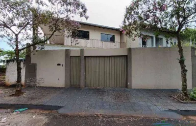 Sobrado com 3 dormitórios à venda, 220 m² por r$ 650.000,00 - portuguesa - londrina/pr