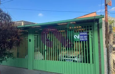 Sobrado com 4 quartos, 2 vagas no novo osasco, muito próximo a comércios