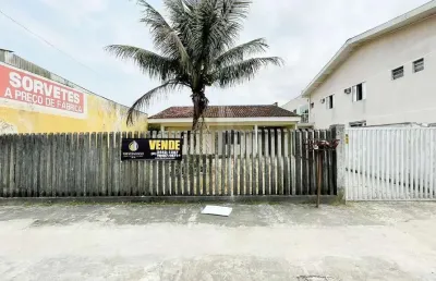 Casa com 3 quartos à venda na Rua José Nicolau de Abagge, 1200, Centro, Guaratuba
