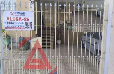 Casa com 3 quartos para alugar no Centro, Carapicuíba 