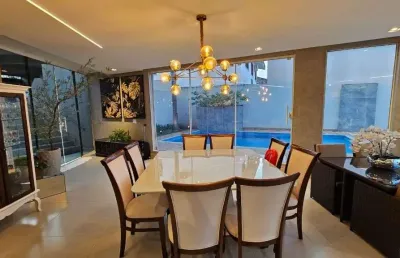Casa com 3 dormitórios sendo 1 suíte à venda, 284 m² por r$ 1.950.000 no bairro quebec - londrin