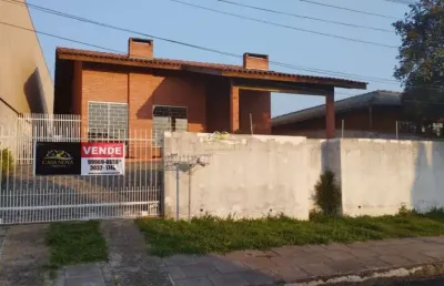 Casa com 3 quartos à venda na vereador joão de oliveira tigrinho, 91, vila bancária, campo largo por r$ 850.000