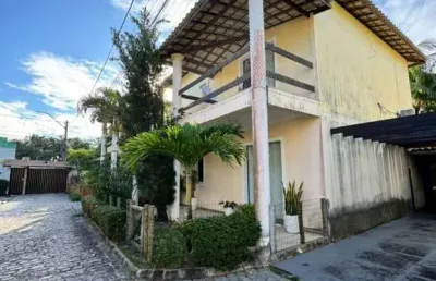 Casa à venda no condomínio portão do sol – praia de buraquinho.