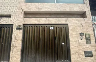 Casa individual à venda no centro de lauro de freitas – r$ 360.000,00.