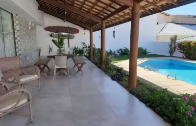 Casa 4 suítes com piscina no eco vilas em vilas do atlântico.