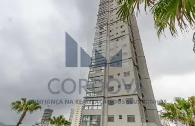 Aluguel de apartamento de luxo no centro de balneário camboriú-sc: 3 quartos, 3 suítes, 2 salas, 2 vagas de garagem.