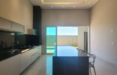 Venda de casa em condomínio de luxo em ribeirão preto-sp, 4 suítes, 200m², loteamento terras de florença.