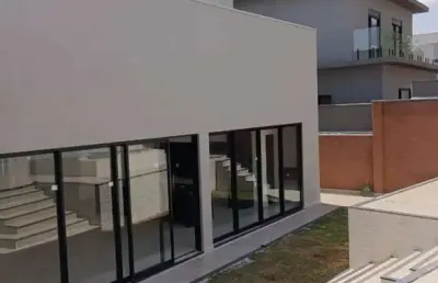 Casa de luxo em condomínio à venda em bonfim paulista-sp: 4 quartos, 4 suítes, 2 salas e 260m² de área.