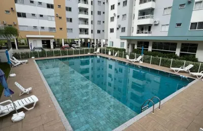 Já pensou em morar num apê pronto, moderno, mobiliado com elegância e num condomínio estilo resort?