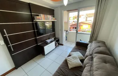 Apartamento com 2 quartos, sacada e elevador – conforto e praticidade em jardim cidade florianópolis