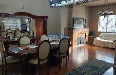 Casa com 3 quartos para alugar na Rua Pereira da Nóbrega, Vila Monumento, São Paulo