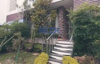 Casa com 4 quartos à venda na Rua Doutor Numa Pereira do Vale, Aclimação, São Paulo