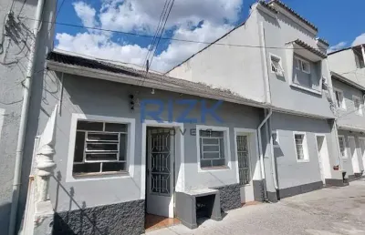 Casa com 26 quartos à venda na Rua Backer, Cambuci, São Paulo