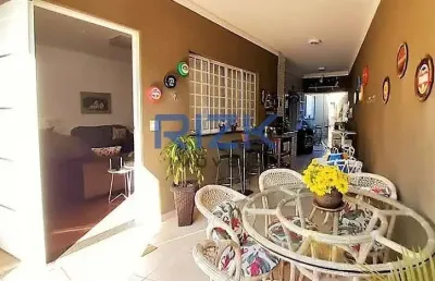 Casa com 3 quartos à venda na Rua Antônio Augusto Covello, Vila Monumento, São Paulo