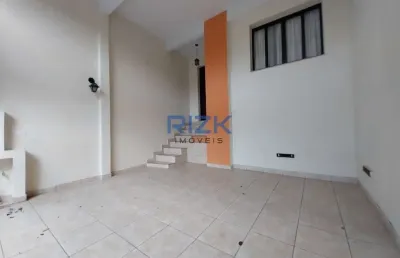 Casa com 3 quartos para alugar na Rua Dom Duarte Leopoldo, Cambuci, São Paulo
