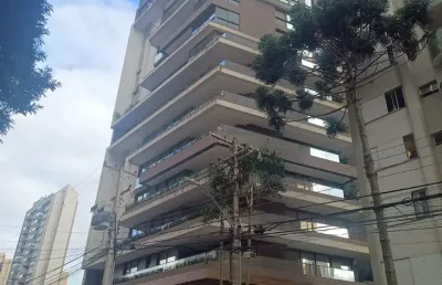 Totalmente mobiliado com eletros - agua verde - 239m² privativo