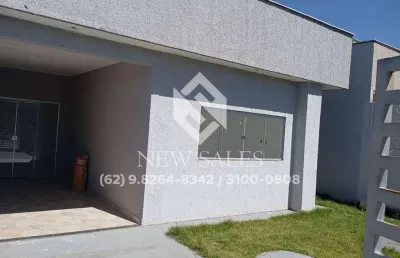 Linda casa com 2 quartos sendo 1 suíte - área gourmet