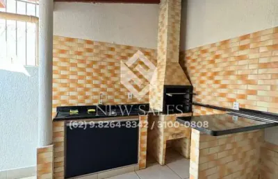 Casa com 3 quartos sendo 1 suíte - área gourmet - setor empresarial