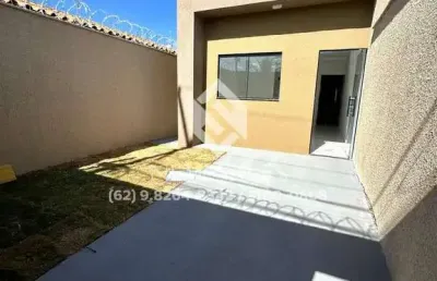 Casa 2q/suíte | banheiro social | espaço frente e fundos | buena vista