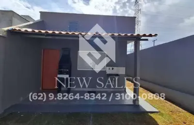 Casa 2 quartos (1 suíte), espaço com churrasqueira, 84 m²- jardim ipanema