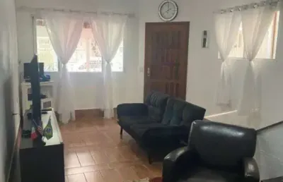 Sobrado 03 dorms, sendo 01 suíte, canto do forte, financia!