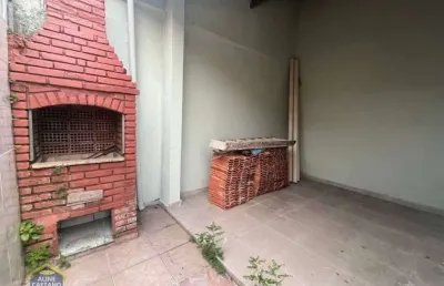 Casa térrea geminada na vila caiçara! excelente localização!!