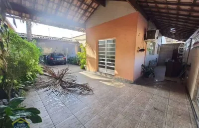 Casa 2 dorms, quintal super espaçoso, 4 vagas de garagem r$335 mil!!!
