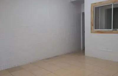 Sobrado individual com 2 dorms 1 vaga - financia ou parcela direto!