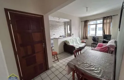 Aqui esta o imóvel que procura , para investir no airbnb , uma quadra da praia vila guilhermina.