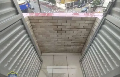 Apartamento com 1 dorm com sacada e prédio com elevador - financia!
