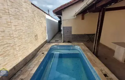 Maracanã - casa geminada 02 dorms c/ piscian por 450 mil
