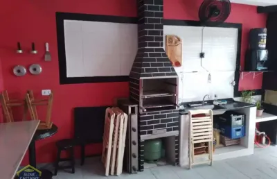 Oportunidade, casa com piscina e 02 vagas de garagem!