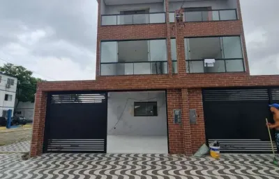 Oportunidade!! sobrado triplex, 03 dorms, sacada e área gourmet!