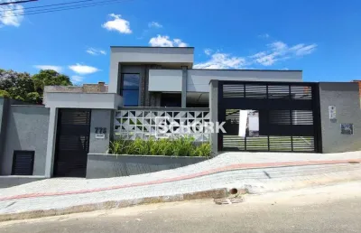 Casa com 3 dormitórios à venda, 158 m² por r$ 990.000,00 - benedito - indaial/sc