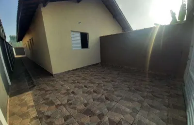 Casa à venda em itanhaém, nova itanhaém, com 2 quartos, com 55 m²