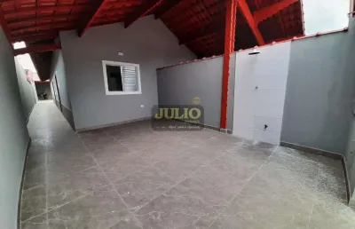 ✅ casa à venda em mongaguá — 3 dormitórios, suíte, piscina e 2 vagas, terreno amplo!