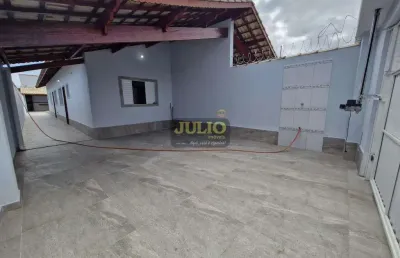 Casa à venda em mongaguá com piscina e churrasqueira – agenor de campos