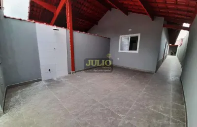 ✅ casa à venda em mongaguá — 3 dormitórios, suíte, piscina e 2 vagas, terreno amplo!