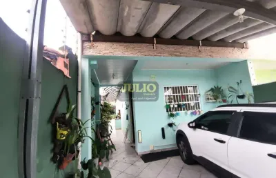 Sobrado com 3 dormitórios próximo ao centro de mongaguá!!