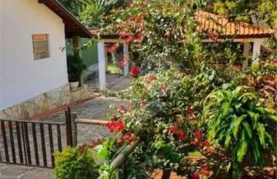 Chácara com 5 quartos à venda em chácaras do guacuri - sp