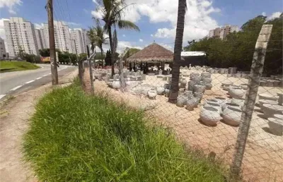 Terreno à venda na Comendador Gumercindo Barranqueiros, Jardim Santa Teresa, Jundiaí