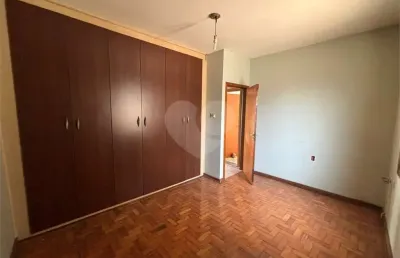 Casa com 3 quartos para alugar na Benjamim Constant, Centro, Jundiaí