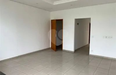 Barracão / Galpão / Depósito para alugar na Rua Dom Pedro I, Vila Salles, Atibaia