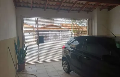 Casa com 3 quartos à venda na Lins, Jardim Leocádia, Sorocaba