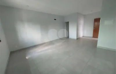 Sala comercial para alugar na Renato Pauperio, Jardim Ana Maria, Jundiaí